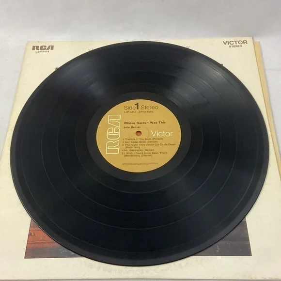 John Denver Whose Garden Was This RCA Victor Records 1970 Vinyl Record LP - Picture 7 of 8